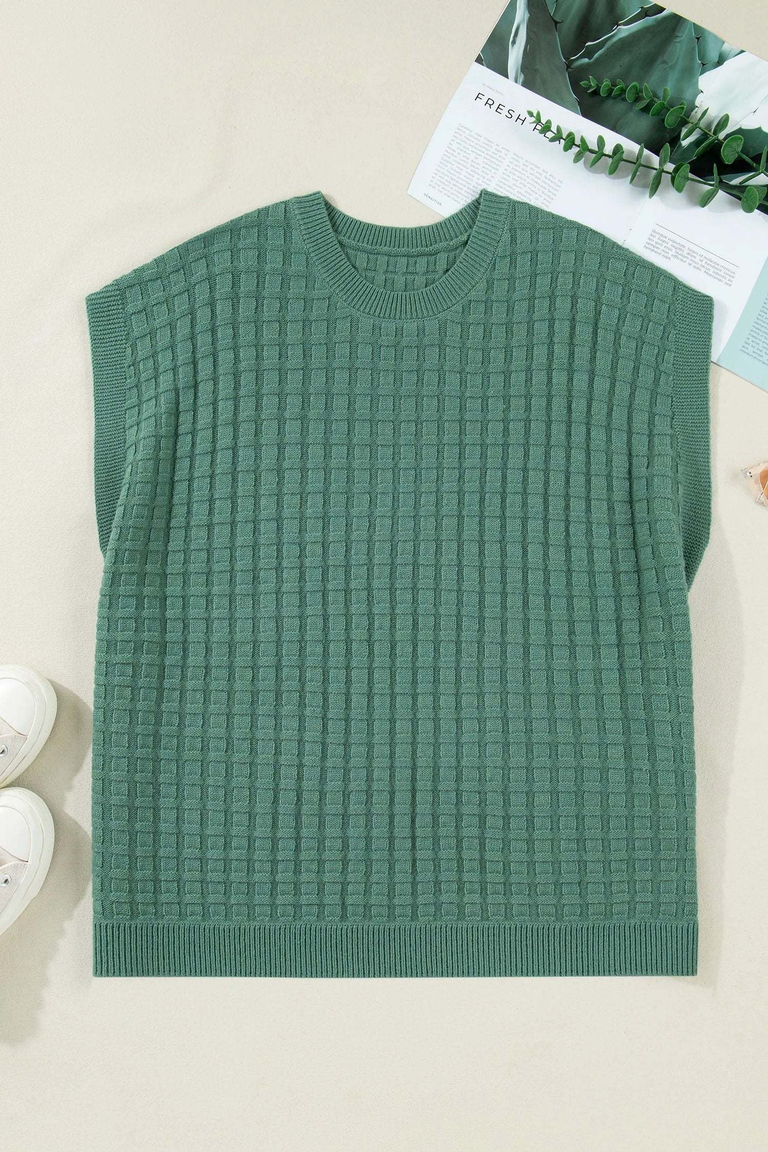 Yvaine | Textured Knit Short Sleeve Sweater in Extended Sizes