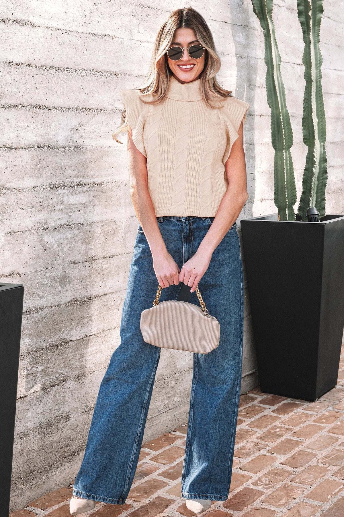 Elodie | Cable Knit Turtleneck Sweater with Ruffled Short Sleeves