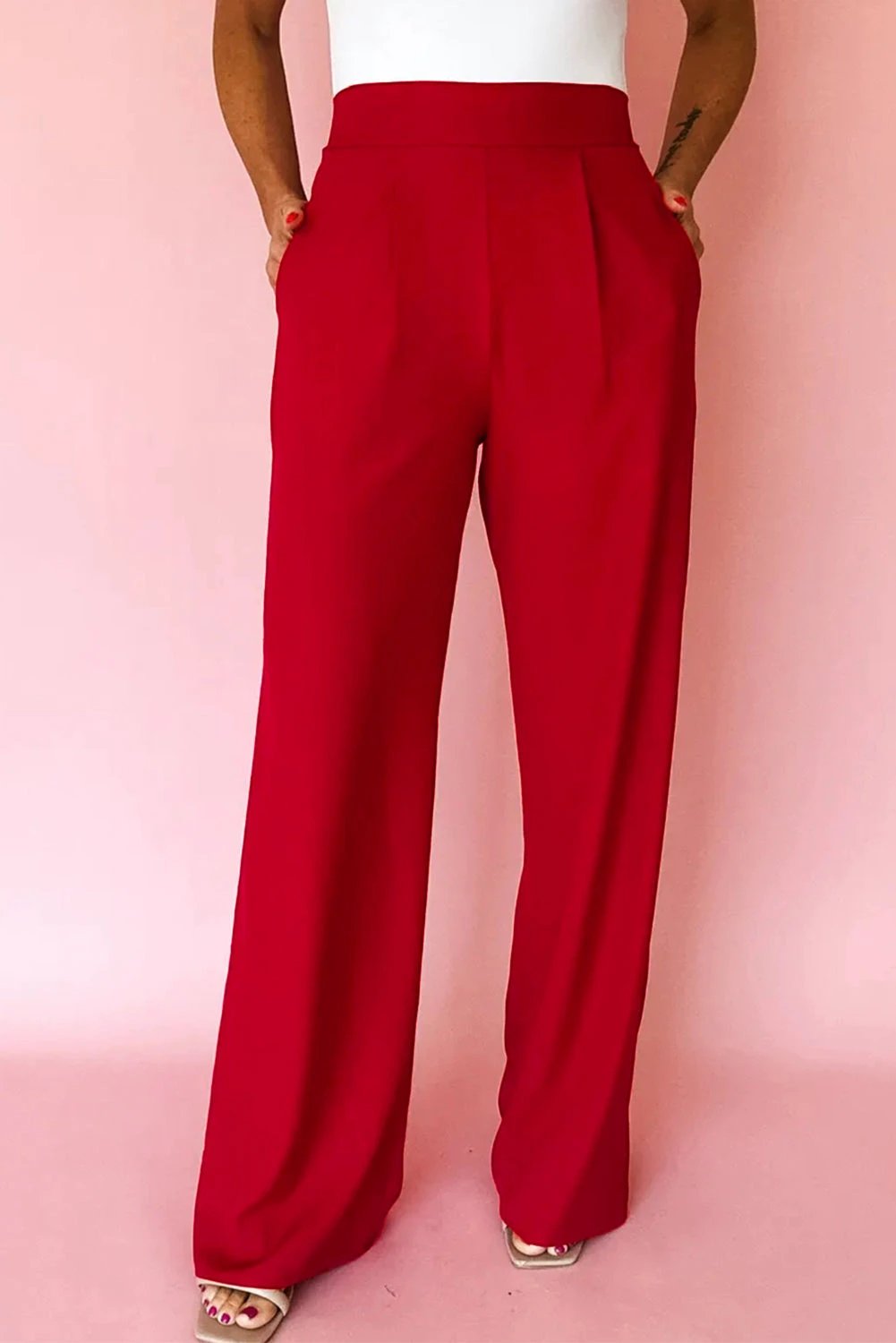 Giada | Pleated Pull On Straight Leg Trousers with Elastic Waist