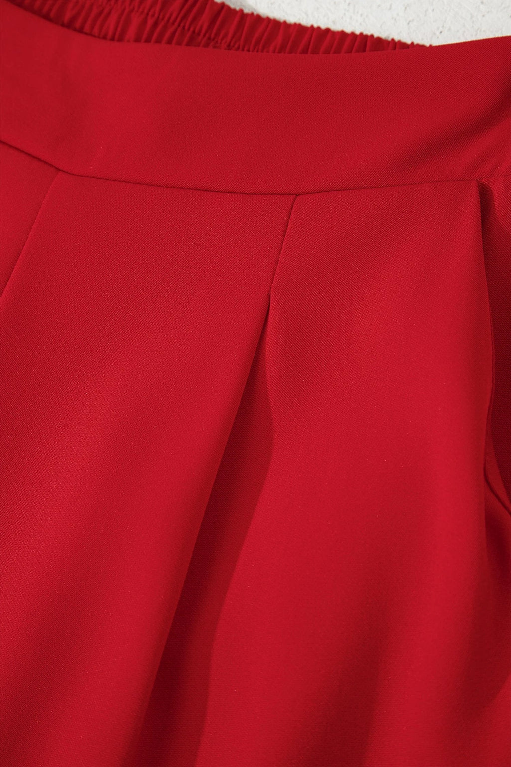 Giada | Pleated Pull On Straight Leg Trousers with Elastic Waist